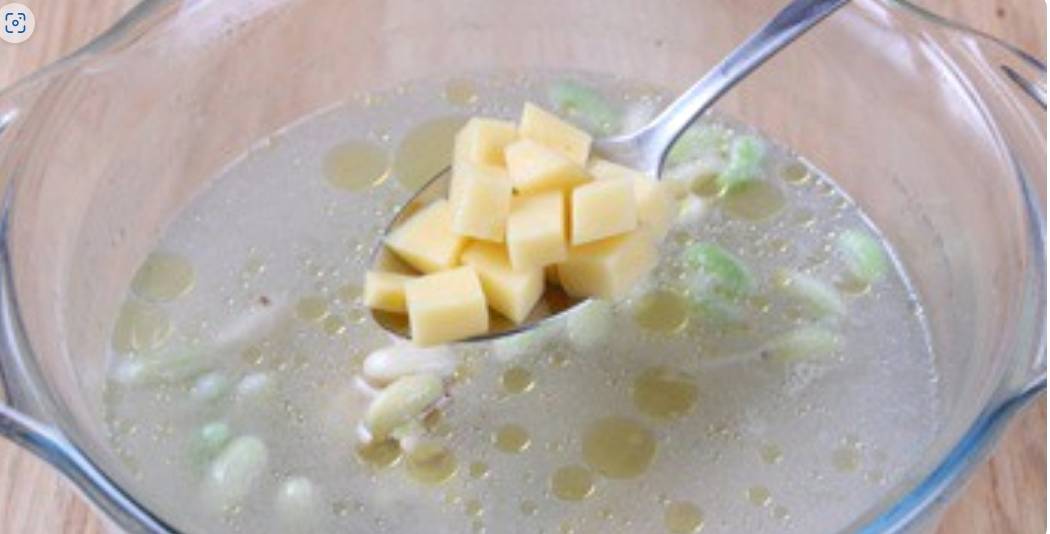 Суп с фасолью и курицей