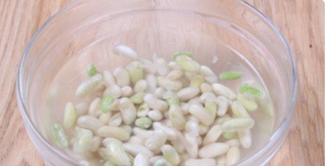 Суп с фасолью и курицей