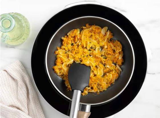 Куриный суп с картофелем и морковью