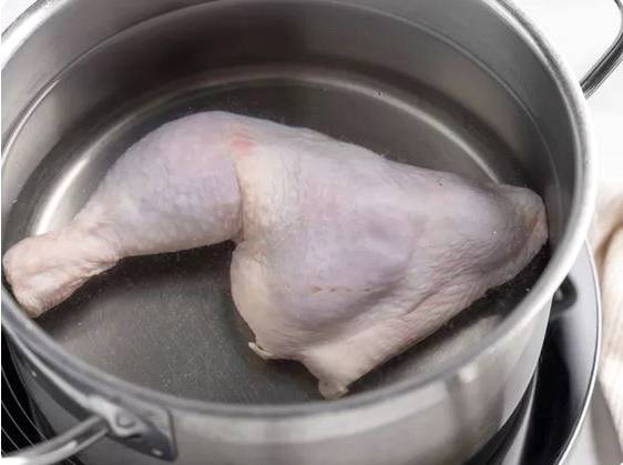 Куриный суп с картофелем и морковью