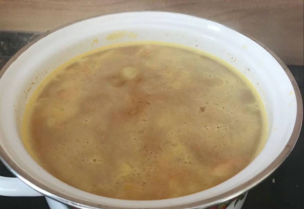 Суп с красной чечевицей и картофелем