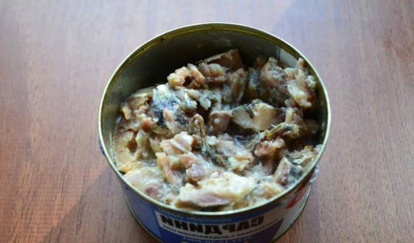 Суп с консервированной сардиной и рисом