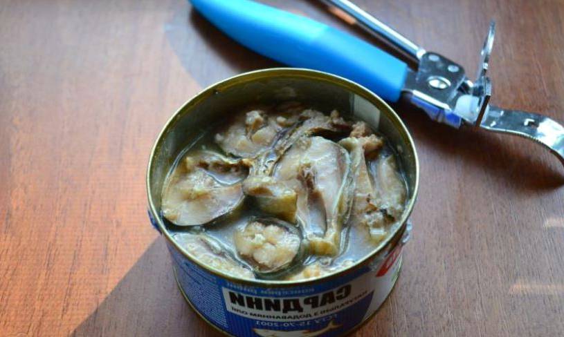 Суп с консервированной сардиной и рисом