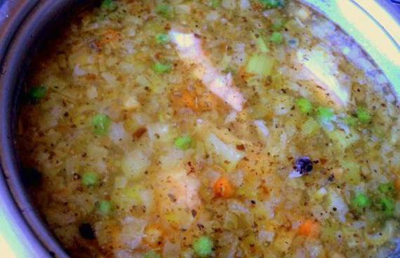 Рыбный суп с рисом и картофелем