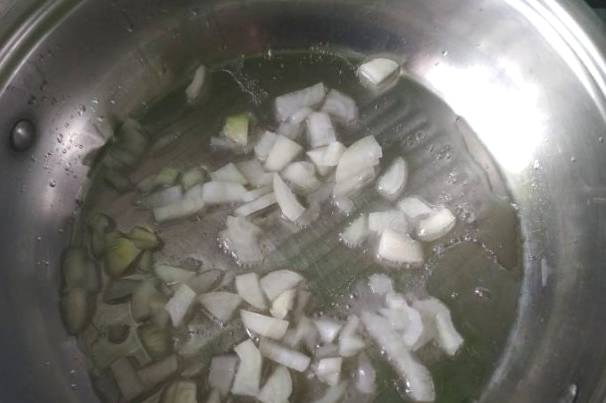 Суп со свиными ребрышками и картошкой