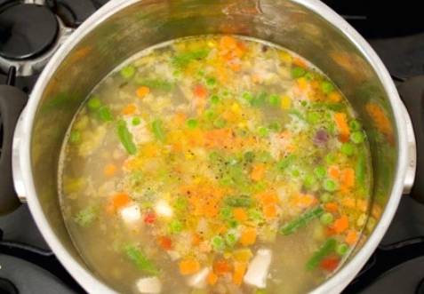 Суп с курицей и сливками