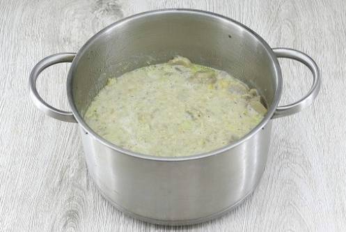 Грибной суп из шампиньонов с сыром и сливками