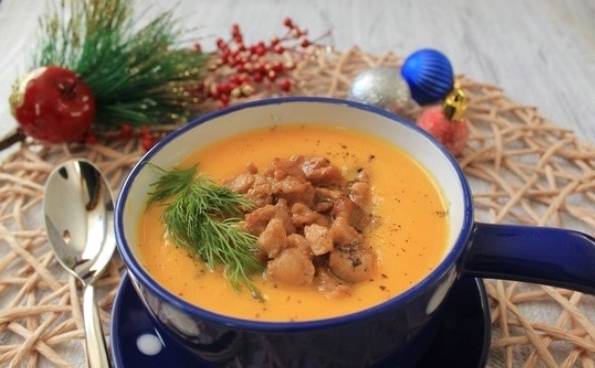 Суп-пюре из тыквы с курицей и картошкой
