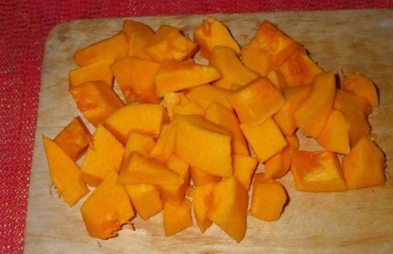 Суп-пюре из тыквы с курицей и картошкой