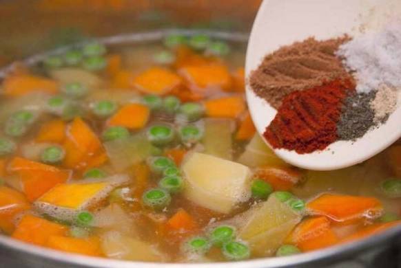 Тыквенный суп с курицей и сливками