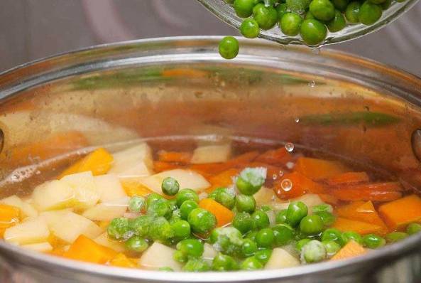 Тыквенный суп с курицей и сливками
