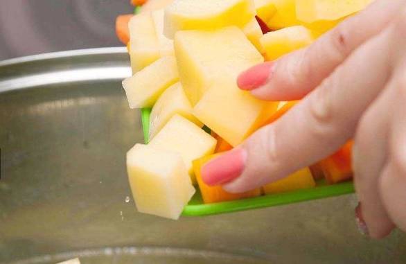 Тыквенный суп с курицей и сливками