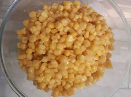 ПП салат с тунцом, кукурузой и яйцом