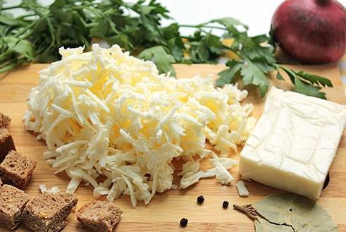 Суп с куриной грудкой и плавленым сыром