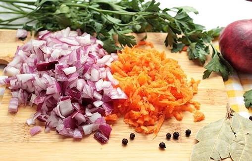 Суп с куриной грудкой и плавленым сыром
