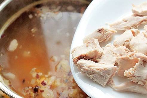 Суп с куриной грудкой и плавленым сыром