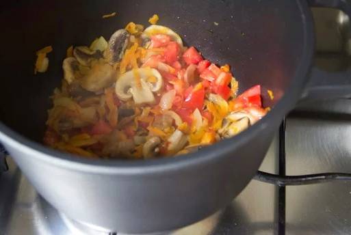 Суп с перловкой и грибами
