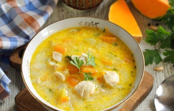 Тыквенный суп с курицей и картошкой