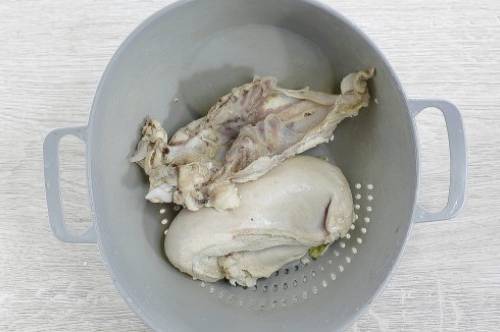 Суп с плавленым сыром, курицей и картошкой