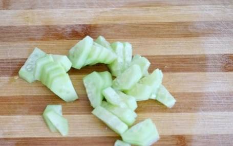 Овощной салат с кунжутом