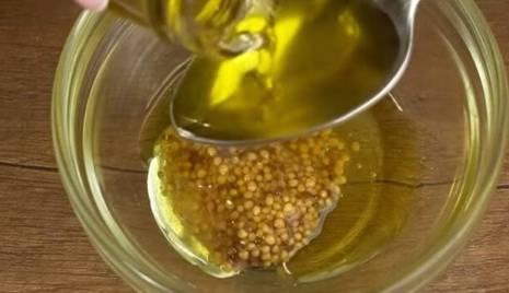 Овощной салат с копченой курицей