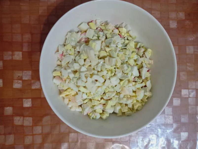 Салат с крабовыми палочками и кукурузой без майонеза