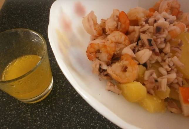 Салат с морепродуктами без майонеза