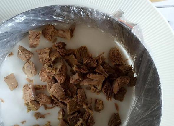 Салат «Генеральский» с редькой и говядиной