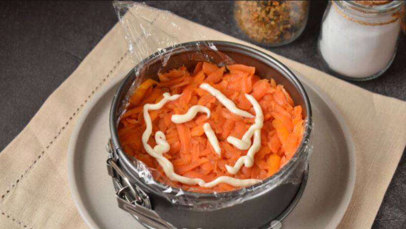 Салат «Адмирал» с кальмарами