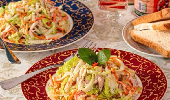 Салат «Анастасия» с корейской морковкой и пекинской капустой