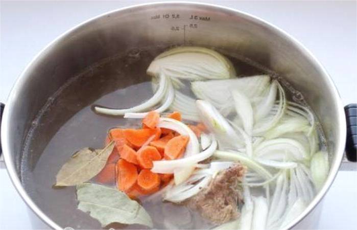 Суп с нутом и говядиной