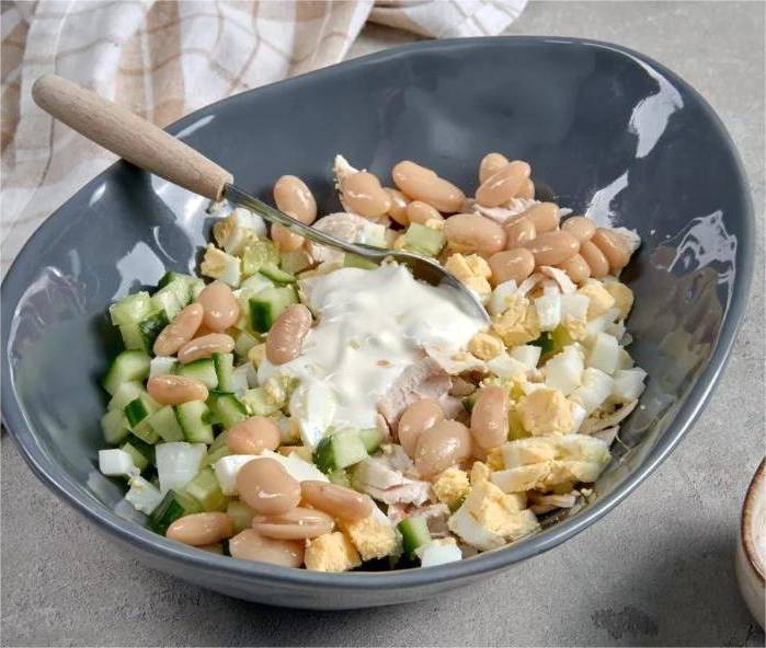 ПП салат с фасолью и курицей ПП салат с фасолью и курицей