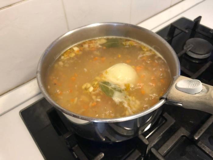 Суп из курицы с картошкой, морковкой и луком