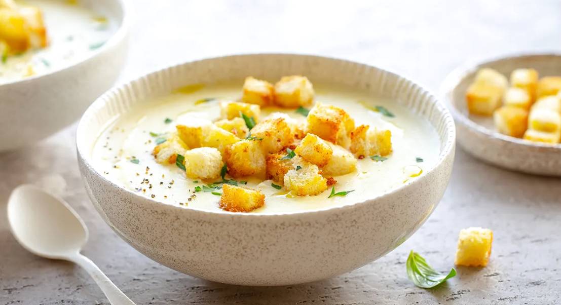 Куриный суп-пюре с картофелем и сыром