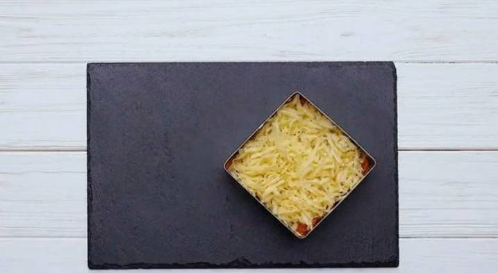 Салат «Бунито» с корейской морковкой и курицей Салат «Бунито» с корейской морковкой и курицей
