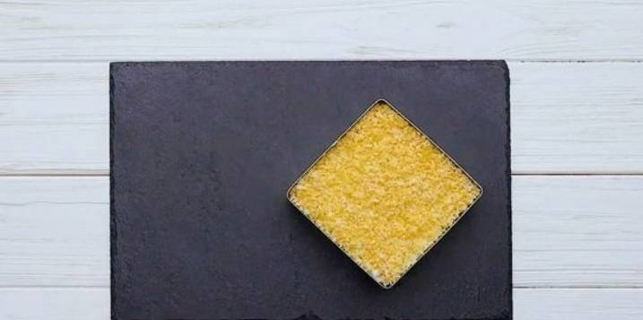 Салат «Бунито» с корейской морковкой и курицей Салат «Бунито» с корейской морковкой и курицей