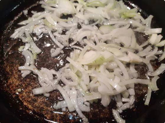 Салат «Белая береза» с курицей и грибами