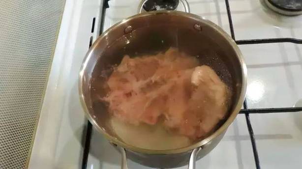 Суп из сушеных грибов с картошкой и мясом