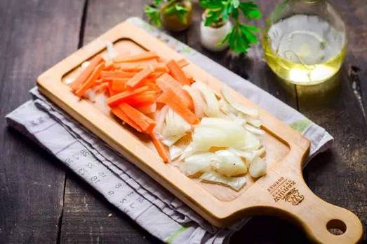 Суп с красной фасолью и мясом