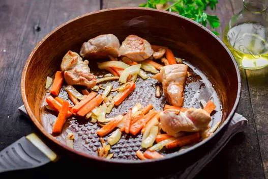 Суп с красной фасолью и мясом