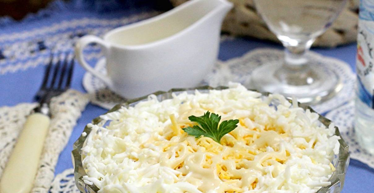 Салат «Белый танец» с курицей и грибами