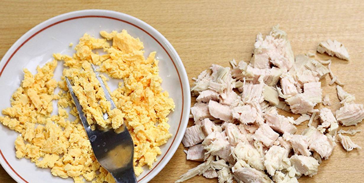 Салат «Белый танец» с курицей и грибами