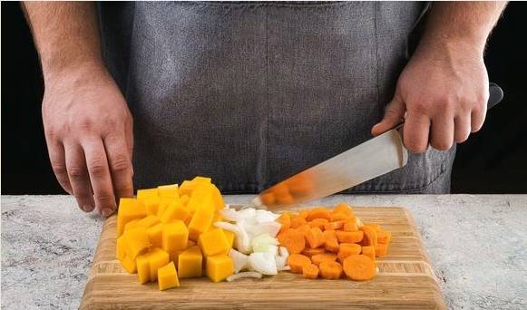 Тыквенный суп-пюре с беконом и сливками