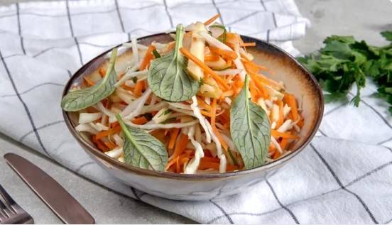 ПП салат с капустой и морковью