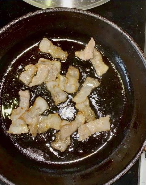 Крем-суп из тыквы с беконом и сливками