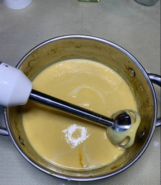 Крем-суп из тыквы с беконом и сливками