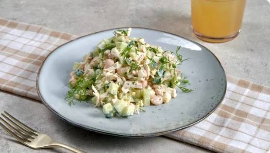 ПП салат с куриной грудкой
