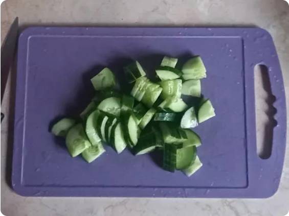 Овощной салат с оливками