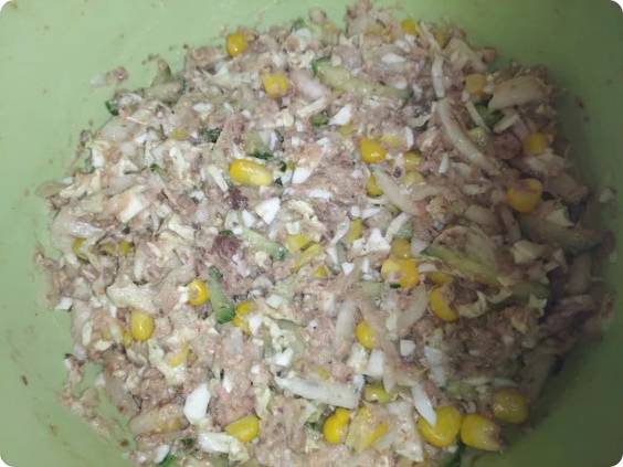 ПП салат с консервированным тунцом, яйцом и огурцом