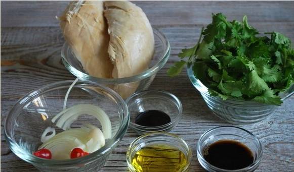 ПП салат с куриной грудкой на ужин
